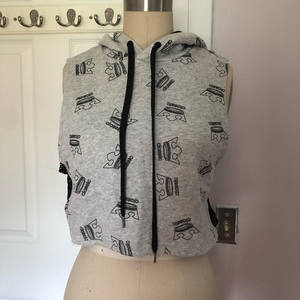 CROP HOODIE TANK TOP